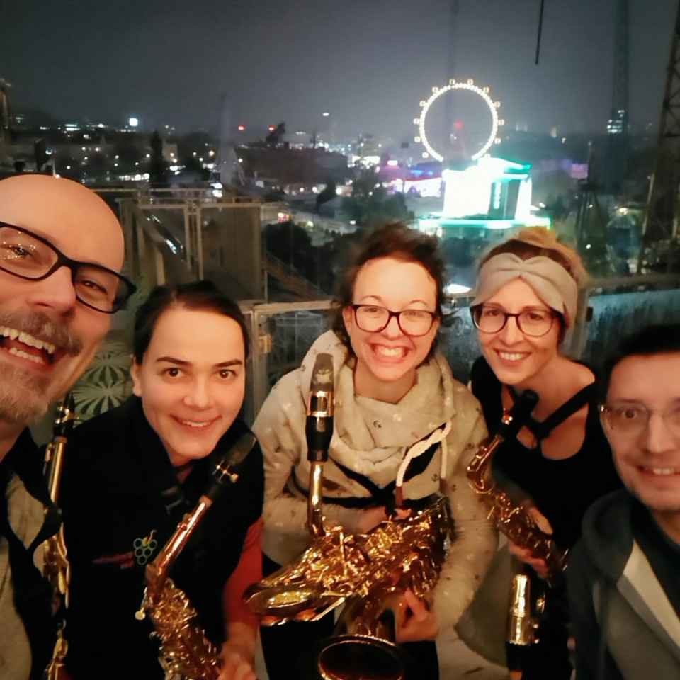 Gmischter Sax Selfie vor dem Riesenrad